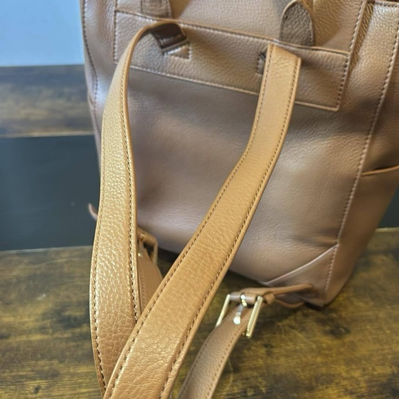 Tory Burch backpack - Picture 5 of 7